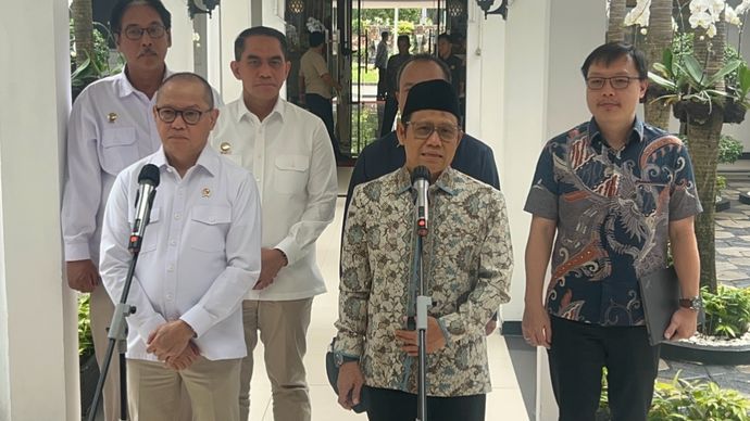 Menteri Koordinator Pemberdayaan Masyarakat Muhaimin Iskandar 