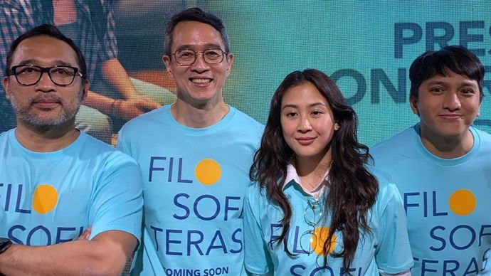 Cast Film Filosofi Teras