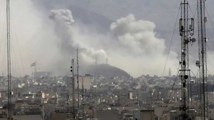 Israel dan Amerika Serikat melancarkan serangan ke Iran