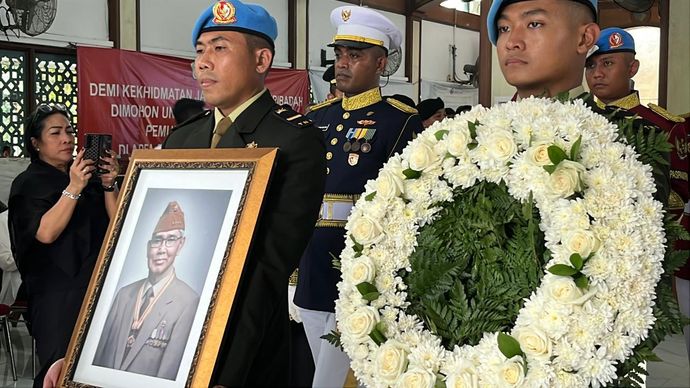 Jenazah Try Sutrisno Disalatkan di Masjid Sunda Kelapa