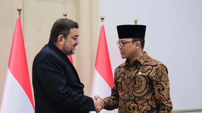 Menteri Luar Negeri Sugiono dan Duta Besar Iran untuk RI Mohammad Boroujerdi