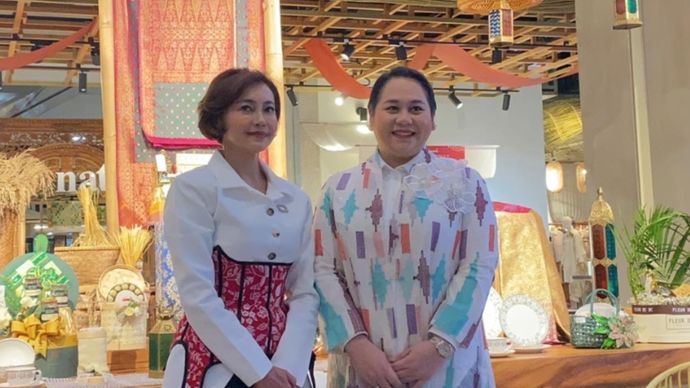 Direktur Komersial Veronica H Sisilia, Direktur Utama PT Sarinah Raisha Syarfuan