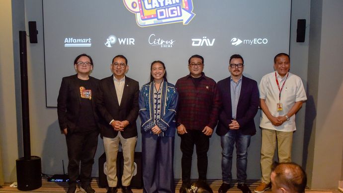 Menteri Ekraf Apresiasi Layar Digi Hadirkan Micro Cinema di Minimarket