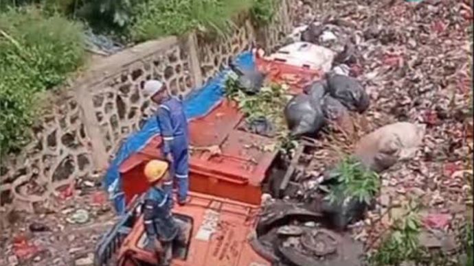 Longsor Sampah di Bantar Gebang