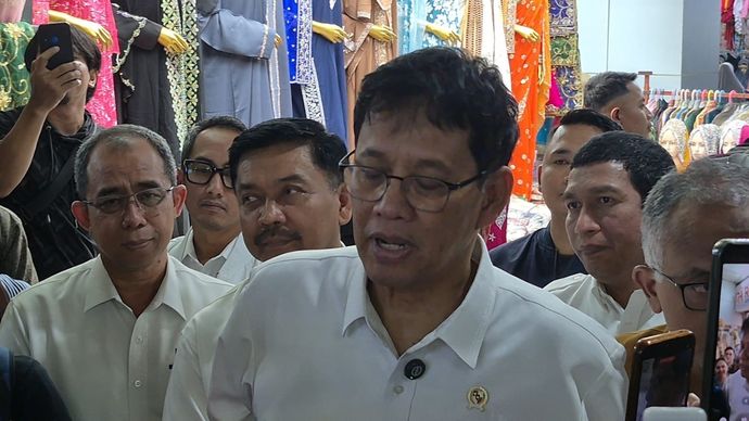 Menteri Keuangan (Menkeu) Purbaya Yudhi Sadewa membuka opsi dari pengendalian belanja yang tidak produktif hingga kemungkinan penyesuaian harga bahan bakar minyak (BBM) subsidi jika harga minyak dunia terus melonjak. 