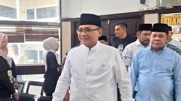 Mantan Menteri Agama (Menag) Yaqut Cholil Qoumas menghadiri sidang praperadilan penetapan tersangka oleh Komisi Pemberantasan Korupsi (KPK) terkait kasus dugaan korupsi kuota haji tambahan untuk penyelenggaraan ibadah haji 2023-2024 di Pengadilan Negeri Jakarta Selatan, Jakarta, Senin 9 Maret 2026. ANTARA/Luthfia Miranda Putri.