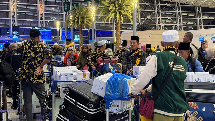 Kementerian Haji dan Umrah memantau kepulangan jemaah umrah Indonesia yang terdampak penjadwalan ulang penerbangan akibat eskalasi geopolitik di Timur Tengah.