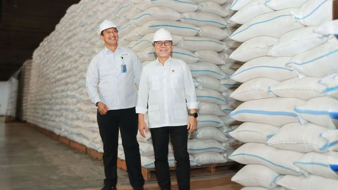 BULOG Pastikan Stok Beras dan Minyak Goreng RI Aman hingga Akhir 2026