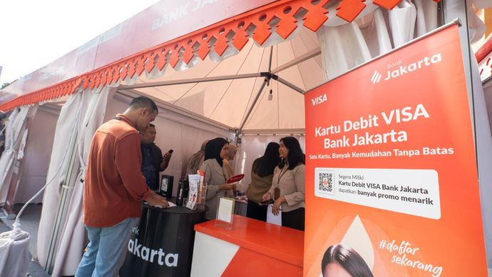 Direktur Utama Bank Jakarta, Agus H. Widodo, melalui keterangan resminya pada Senin (09/03) menyampaikan bahwa keterlibatan Bank Jakarta dalam kegiatan ini merupakan bagian dari strategi perusahaan untuk memperluas penggunaan sistem pembayaran digital di berbagai aktivitas ekonomi masyarakat