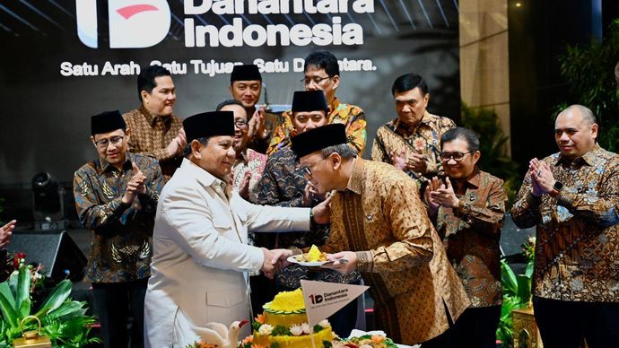Presiden Prabowo Subianto dengan CEO Danantara Indonesia Rosan Roeslani