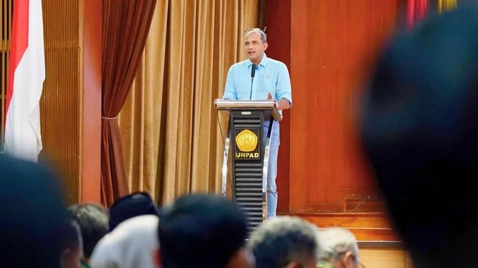 Wamenkum Eddy Hiariej dalam Sosialisasi KUHP 2023 dan KUHAP 2025, di Universitas Padjadjaran Bandung, Jawa Barat, Kamis (12/3/2026). (ANTARA/HO-Kementerian Hukum RI)