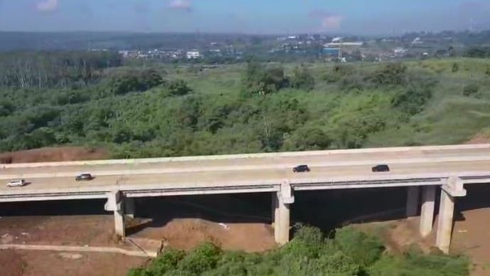 Kementerian Pekerjaan Umum (PU) bersama PT Trans Jabar Tol (TJT) selaku Badan Usaha Jalan Tol (BUJT) Ruas Ciawi&ndash;Sukabumi (Bocimi) akan membuka jalur fungsional sebagian pada Seksi 3 Tol Ciawi&ndash;Sukabumi sepanjang 5 kilometer. 