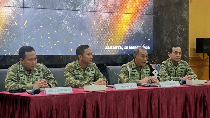 Danpuspom Yusri Nuryanto dalam konferensi pers di Mabes TNI, Jakarta