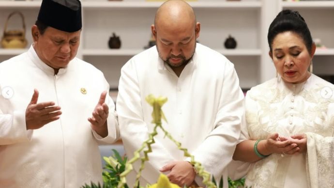 Prabowo membagikan sejumlah foto kebersamaan dengan Didit serta Siti Hediati Soeharto