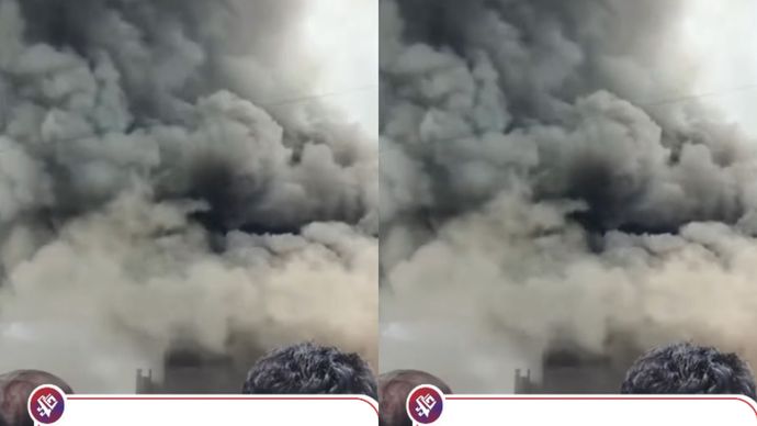 Kebakaran hebat melanda Pekon Kenali, Kecamatan Belalau, Kabupaten Lampung Barat, pada Senin (23/03/2026). Peristiwa tersebut menghanguskan dua unit rumah warga dalam waktu singkat.