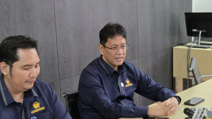 Menteri Keuangan RI Purbaya Yudhi Sadewa (kanan) di Jakarta, Rabu (25/3/2026). (ANTARA/Bayu Saputra)