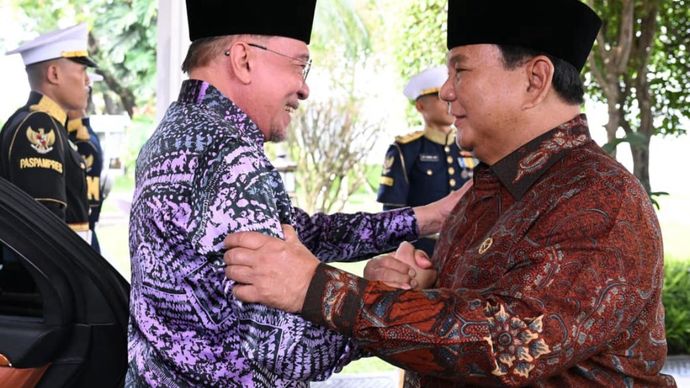 Presiden Prabowo Subianto menerima kunjungan sahabat lamanya yang juga Perdana Menteri (PM) Malaysia, Anwar Ibrahim, di Istana Merdeka