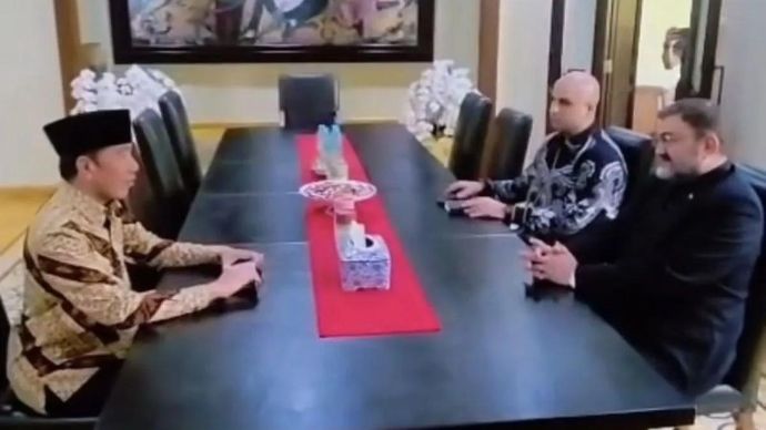 Tangkapan layar - Duta Besar Republik Islam Iran Mohammad Boroujerdi pada Rabu (1/4/2026) melakukan kunjungan ke Solo untuk bertemu dengan mantan Presiden RI ketujuh Joko Widodo dan Walikota Surakarta Respati Achmad Ardianto, membahas perkembangan terkini di Timur Tengah. ANTARA/HO-Kedubes Iran.