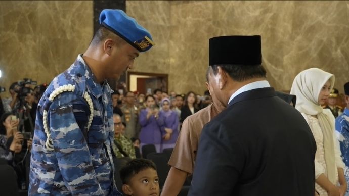Presiden RI Prabowo Subianto menyampaikan dukacita atas gugurnya tiga prajurit TNI dalam tugas sebagai penjaga perdamaian di Lebanon (United Nations Interim Force in Lebanon/UNIFIL).