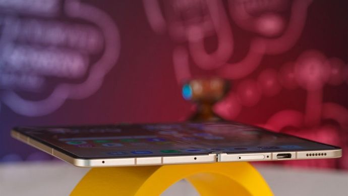 iPhone Fold disebut-sebut akan menggunakan teknologi engsel hasil cetak 3D. (Foto: Istimewa via GSM Arena)