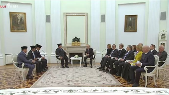 Presiden RI Prabowo Subianto dan Presiden Rusia Vladimir Putin