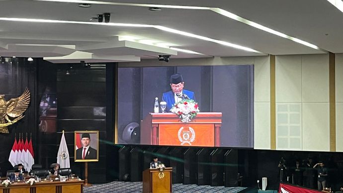 Pramono Anung di Rapat Paripurna DPRD Provinsi DKI Jakarta