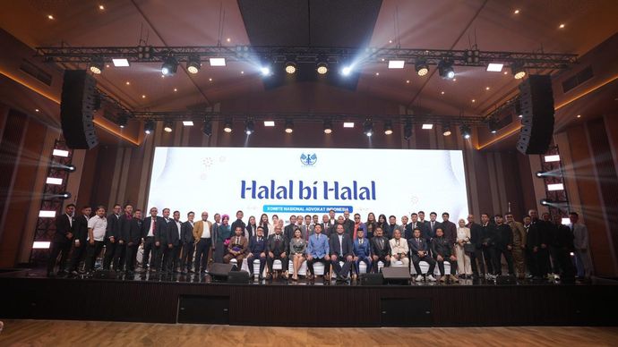 Pada hari Minggu , tanggal 12 April 2026 , Komite Nasional Advokat Indonesia yang diketuai oleh Pablo Benua, B.M.P., S.H., M.H., mengadakan acara Halal Bihalal di Sentul City , Bogor