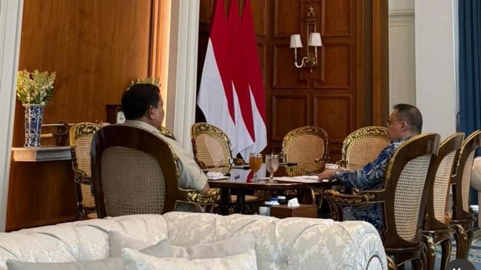 Presiden Prabowo Subianto dengan Wakil Ketua DPR RI Sufmi Dasco Ahmad. 