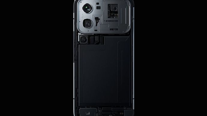 Render terbaru Xiaomi 18 Pro tampilkan tombol AI khusus. (Foto: Istimewa via GSM Arena) 