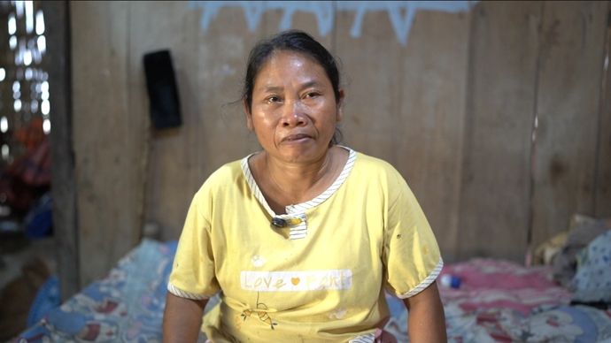 Di balik keterbatasan hidup sebagai buruh tani, Ibu Punijah menyimpan rasa bangga yang luar biasa melihat putranya, Ahmad Lutfi, kembali bersekolah setelah sempat putus di tengah jalan. 