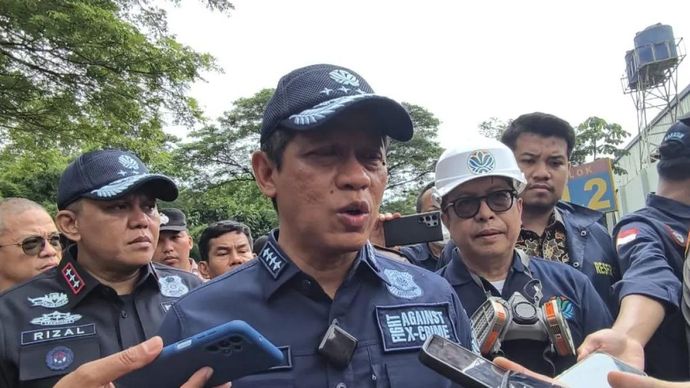 Menteri Lingkungan Hidup Hanif Faisol Nurofiq. ANTARA/Azmi Samsul M