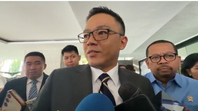 Menteli Luar Negeri (Menlu) Sugiono