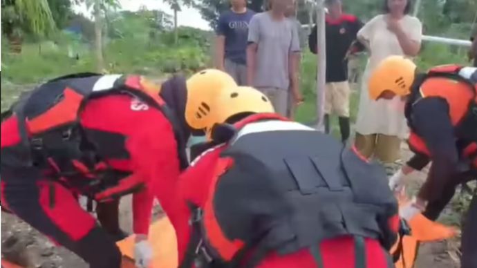 Ambar (15th/Pr) Siswi SMP Negeri 2 Martapura yang merupakan Korban tenggelam di Sungai Komering akhirnya pada pencarian hari ketiga ditemukan pada Kamis (23/04) pukul 07.50 WIB dalam kondisi meninggal dunia, sekitar 1,5 KM dari lokasi awal kejadian di Desa Tanjung Aman, Kec. Martapura, Kab. OKU Timur. Tim SAR Gabungan bergerak cepat melakukan evakuasi dan menyerahkan korban kepada pihak keluarga. Dengan ditemukannya korban, operasi SAR resmi dinyatakan ditutup.