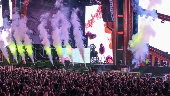 Ilustrasi suasana konser musik yang dipadati oleh penggemar. (ANTARA/HO-Kementerian Pariwisata)