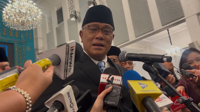 Menteri Lingkungan Hidup Muhammad Jumhur Hidayat