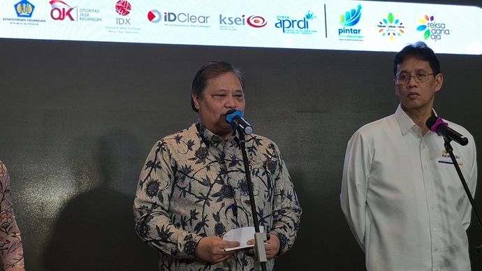 Menteri Koordinator Bidang Perekonomian Airlangga Hartarto menyampaikan bahwa pemerintah tengah menyiapkan skema insentif untuk Kawasan Ekonomi Khusus (KEK) sektor keuangan.  