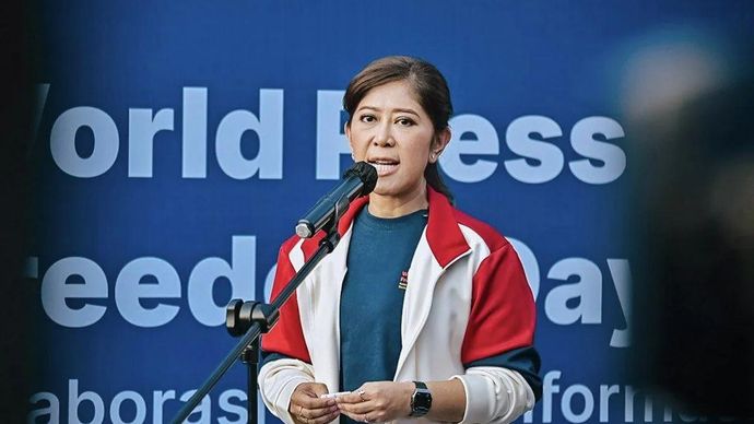 Menteri Komunikasi dan Digital Meutya Hafid memberikan sambutan dalam Peringatan Hari Kebebasan Pers Sedunia 2026 di Car Free Day Jenderal Sudirman, Jakarta Pusat, Minggu 3 Mei 2026. ANTARA/HO-Kementerian Komunikasi dan Digital/aa.
