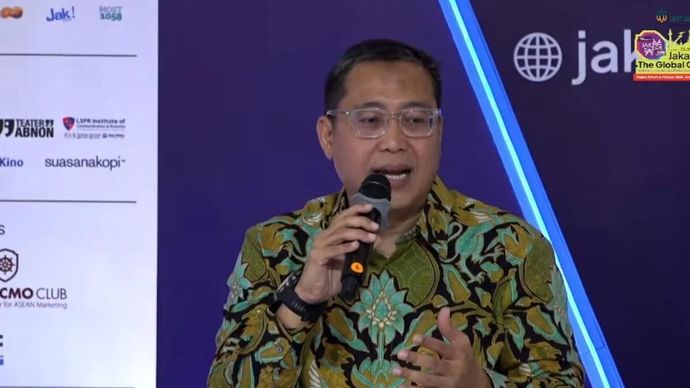 Direktur Operasional PAM Jaya Syahrul Hasan dalam kegiatan 