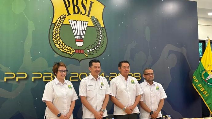 Wakil Ketua Umum I Pengurus Pusat Persatuan Bulu Tangkis Indonesia (PP PBSI) Taufik Hidayat (kedua dari kiri) dalam konferensi pers di Pelatnas PBSI, Cipayung, Jakarta, Jumat 8 Mei 2026. (ANTARA/Fajar Satriyo)