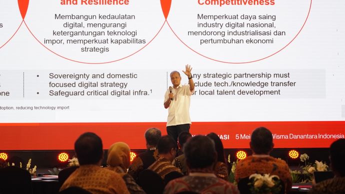 Danantara Indonesia menyelenggarakan Rapat Koordinasi Transformasi Digital BUMN sebagai forum strategis untuk menyelaraskan visi, arah kebijakan, dan rencana kerja transformasi digital di seluruh ekosistem BUMN dalam satu orkestrasi terpadu.  