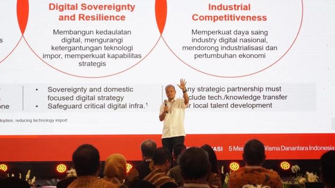 Chief Technology Officer (CTO) Danantara Sigit Puji Santosa memimpin Rapat Koordinasi Transformasi Digital BUMN yang dihadiri sekitar 60 perusahaan holding utama BUMN di Jakarta, Kamis 7 Mei 2026. ANTARA/HO-Danantara/aa.