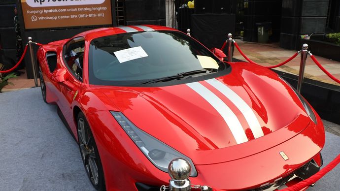 Mobil Ferrari sitaan Kejagung. 