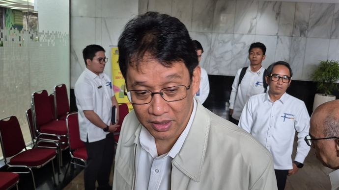 Menteri Keuangan (Menkeu) Purbaya Yudhi Sadewa buka suara terkait nama Direktur Jenderal (Dirjen) Bea dan Cukai Djaka Budhi Utama yang terseret dalam kasus dugaan korupsi suap importasi barang di direktoratnyaa. 