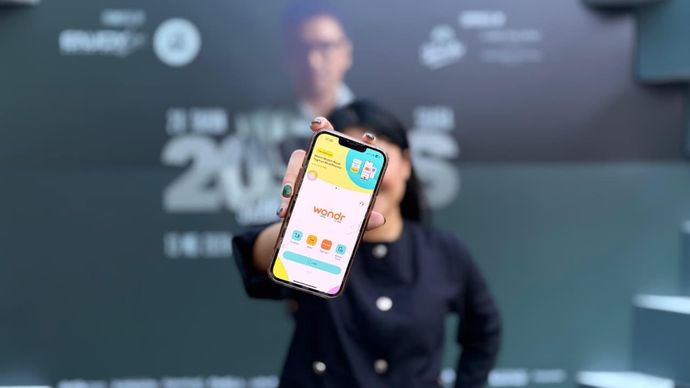 Siap bernyanyi bareng di Konser 20 Tahun Suara Sammy Simorangkir? Makin spesial karena ada DISKON 20% buat kamu yang beli tiket pakai Virtual Account wondr by BNI atau ATM BNI di guehadir.id! Jangan sampai kelewatan, promo ini berlaku sampai 13 Mei 