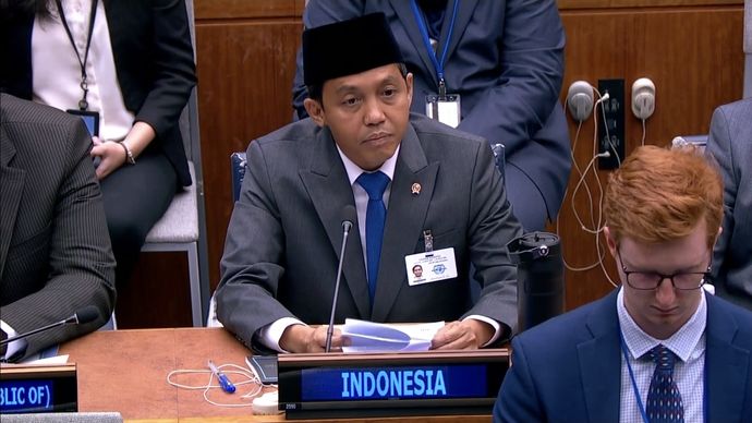 Indonesia bersuara di panggung dunia! Menteri Kehutanan Raja Juli Antoni memaparkan keberhasilan Indonesia menurunkan luas kebakaran hutan hingga 86% dalam dekade terakhir pada Forum PBB tentang Hutan (UNFF) di New York. 