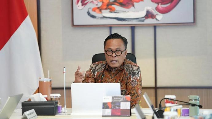 Kepala BP BUMN Dony Oskaria dalam rapat koordinasi bersama Himpunan Bank Milik Negara (Himbara) yang terdiri dari Bank Rakyat Indonesia, Bank Negara Indonesia, Bank Mandiri, dan Bank Tabungan Negara, di Jakarta, Rabu 13 Mei 2026. (ANTARA/HO-BP BUMN)