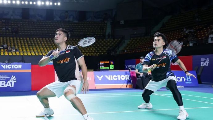 Ganda putra Indonesia Leo Rolly Carnando/Daniel Marthin beraksi pada babak pertama Thailand Open 2026 melawan wakil Taiwan Lai Po Yu/Tsai Fu Cheng di Bangkok, Thailand.