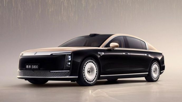 Mobil sedan mewah Maextro S800. (Foto: Istimewa via Carscoops)