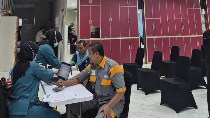 BRI Cabang Depok Bersama Klinik Ismail Medika Adakan Cek Kesehatan Berkala