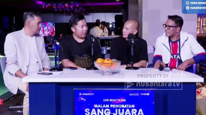 Dirut Nusantara TV, Randy Monthonaro Tampubolon bersama legend sepakbola Tanah Air dalam acara live reaction Final Liga Champions 2026 di Nusantara TV yang mempertemukan Paris Saint-Germain (PSG) dan Arsenal